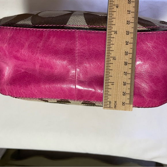 NWT COACH HANDBAG SV/Khaki/Magenta.  Shoulder strap included. - Picture 12 of 12